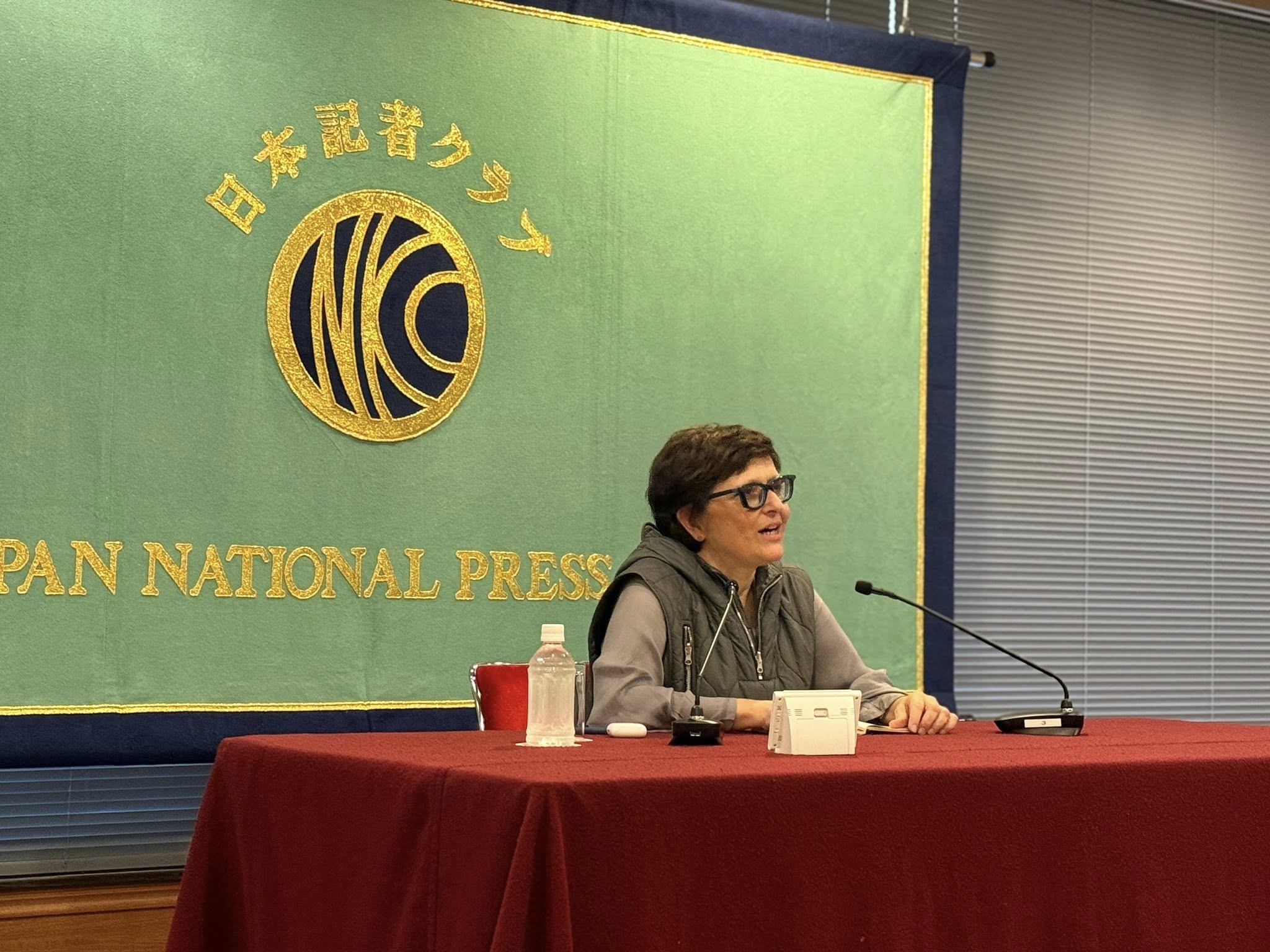 11月29日パレスチナ人民連帯国際デーにファトマ・ハッスーナ写真展開始＆来日中監督の記者会見